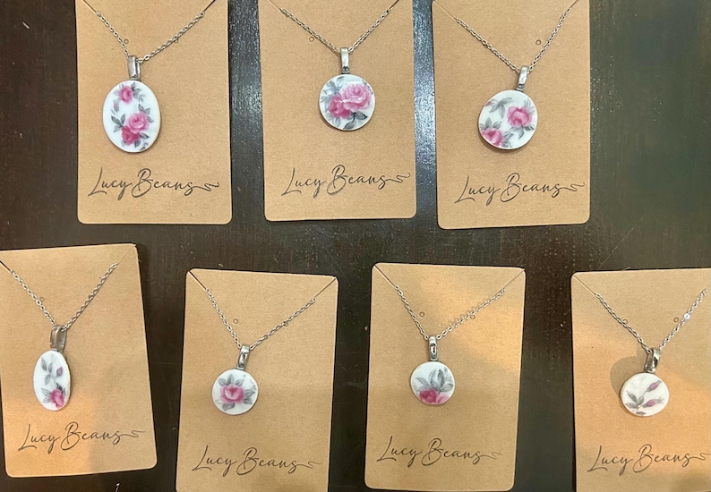 Custom order, commissioned broken china jewelry imagem 2