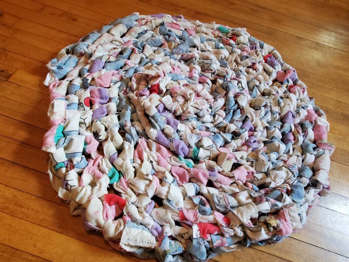 Handmade Amish Knot Rug 25 in. Diameter Etsy