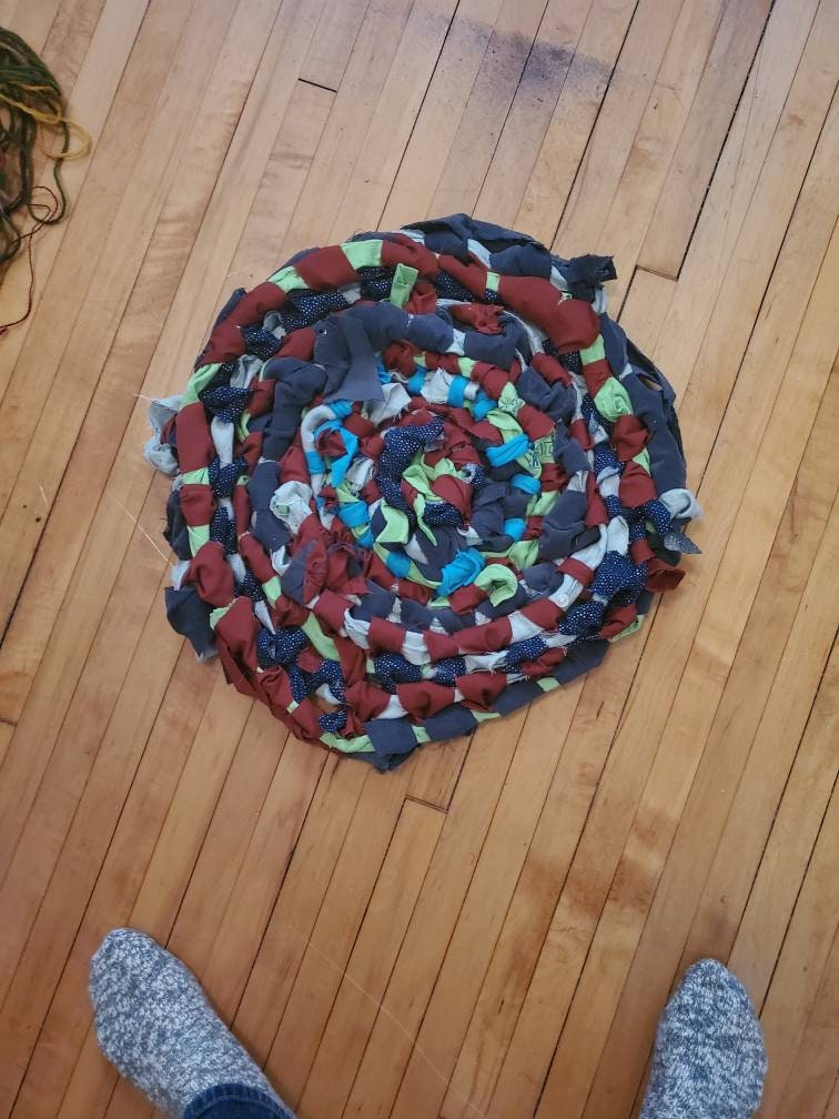Custom Handmade Amish Knot Rug 18 in. diameter Etsy