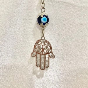 Hamsa Hand Evil Eye Keychain,Hand of Fatima, Silver Toned Keychain,Hamsa Hand Keychain,Evil Eye Keychain,Blue Hamsa Hand,Protection Keychain