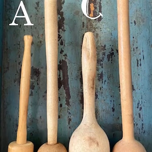 Antique potato masher / vintage wooden pestle / primitive farmhouse kitchen utensil
