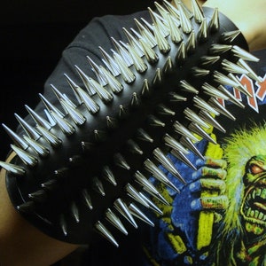 BEHEXEN     Chrome Cone Spiked Genuine Leather Gauntlet