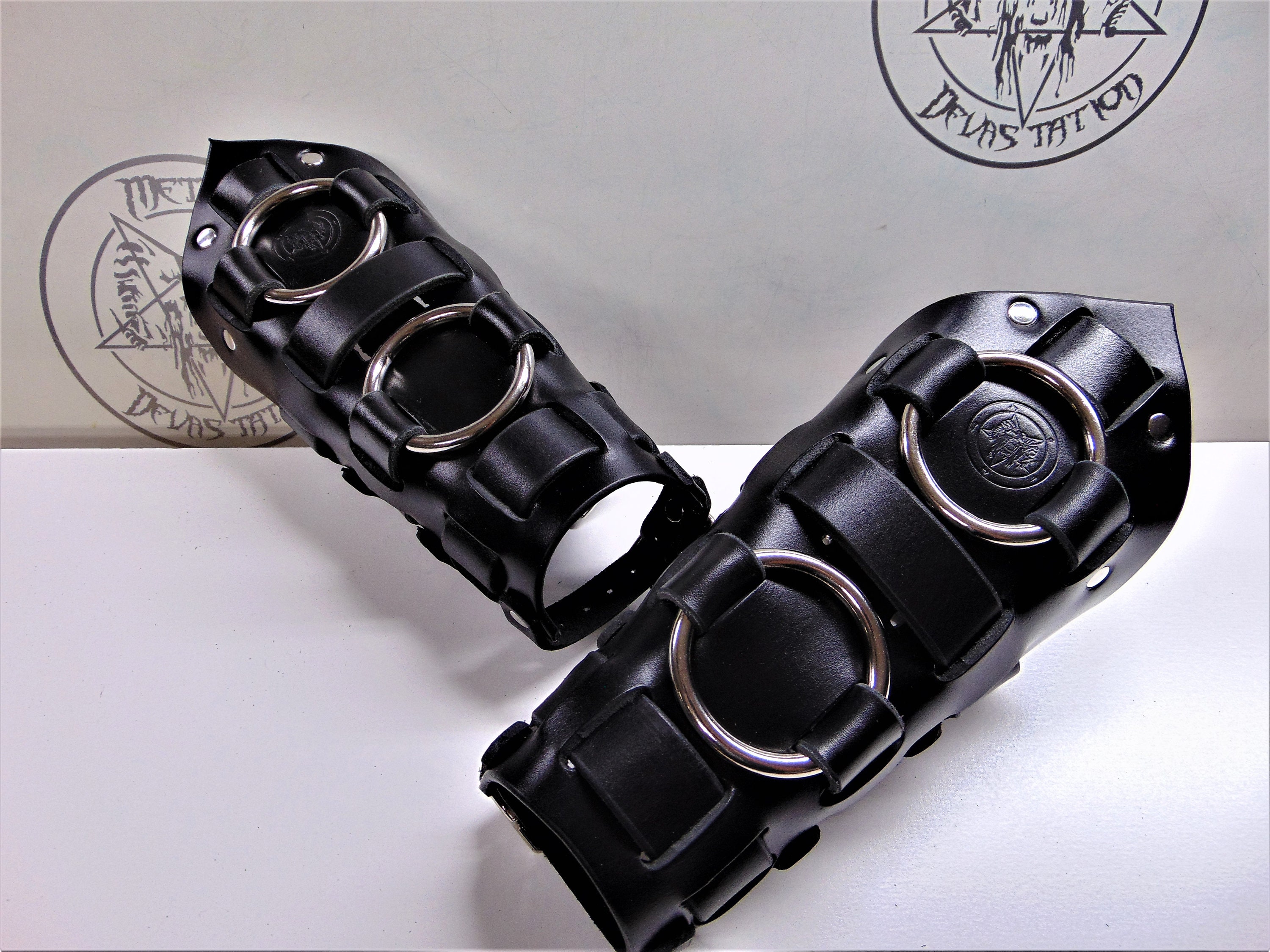 DARK FORTRESS Full Strapped & Ringed Genuine Leather Gauntlet Black ...