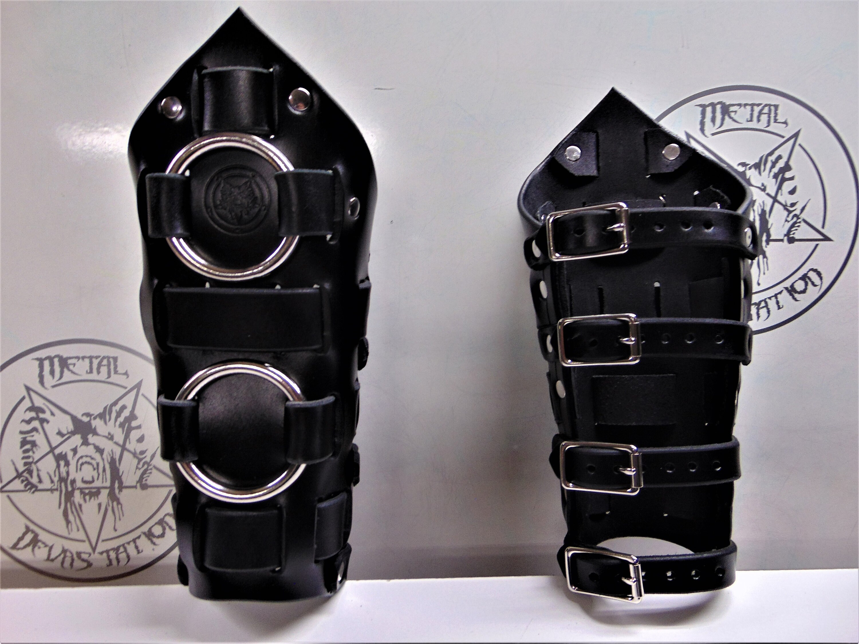 DARK FORTRESS Full Strapped & Ringed Genuine Leather Gauntlet Black ...