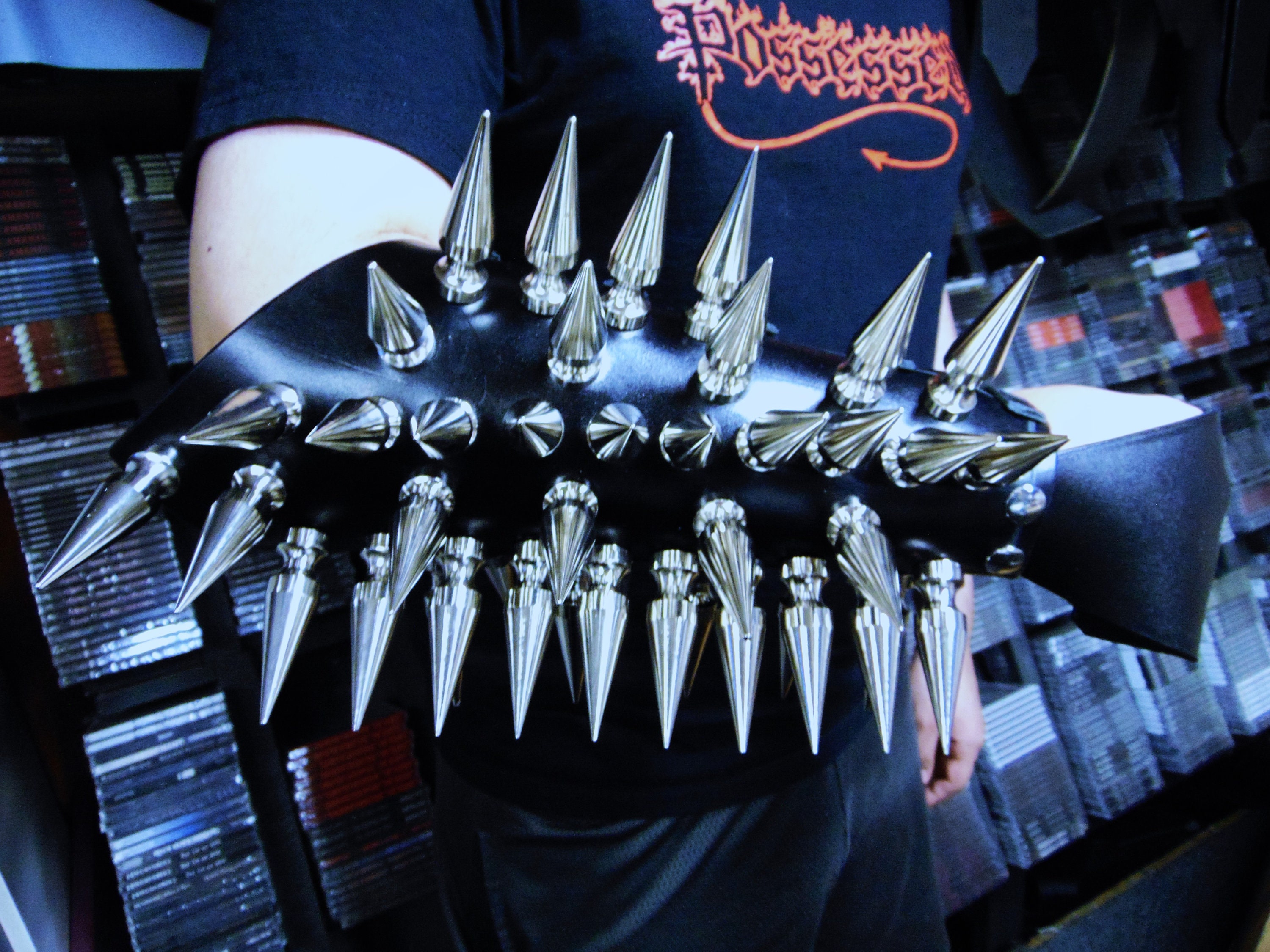 PORTAL Brutal Giant Screw-back Genuine Leather Large Gauntlet
