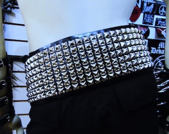 BCBGMAXAZRIA Black Gold/silver Stud Belt - Etsy Israel display picture 1