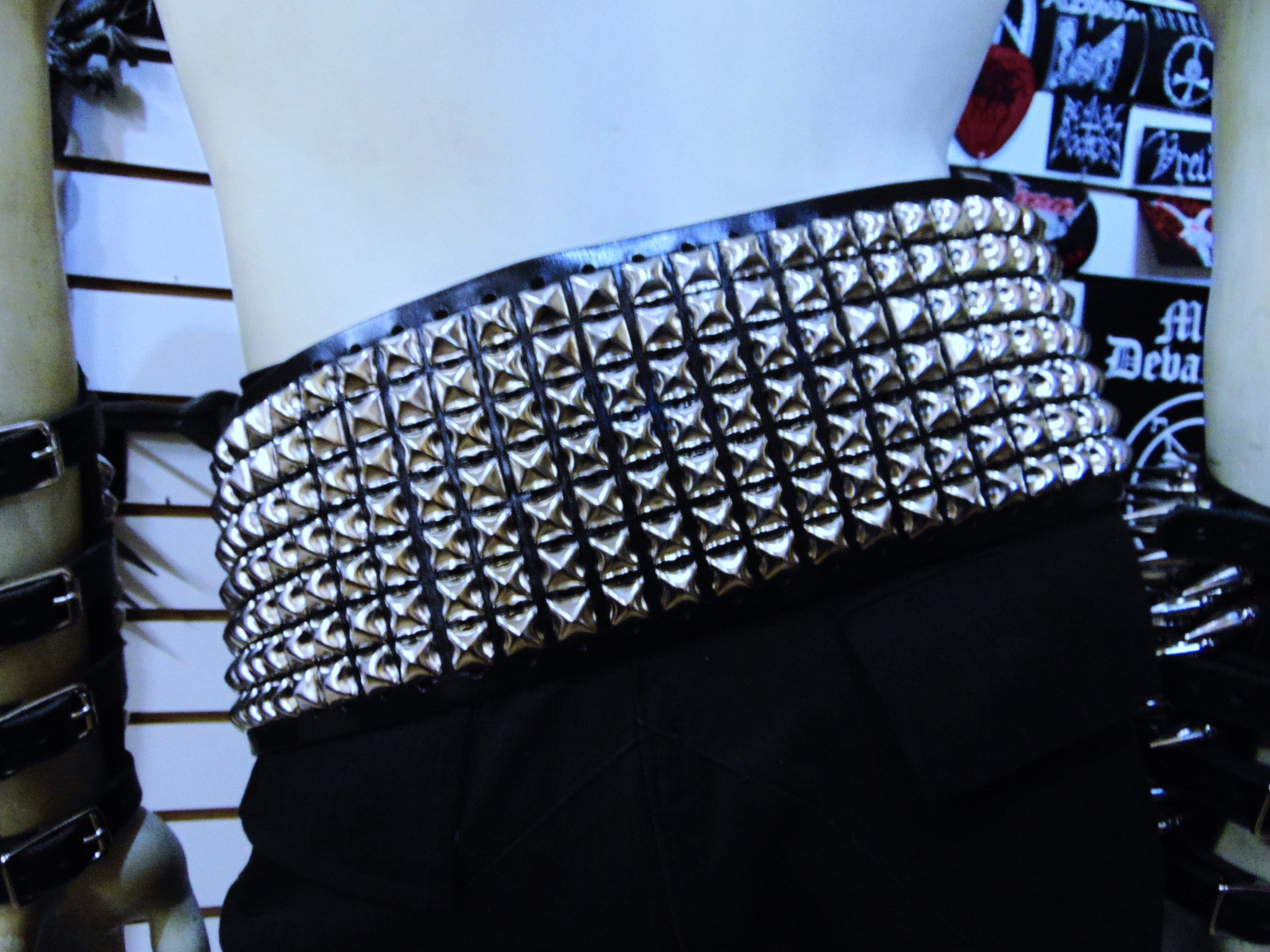 BON SCOTT Leather Old School Silver Pyramid Studded Belt - Etsy Canada