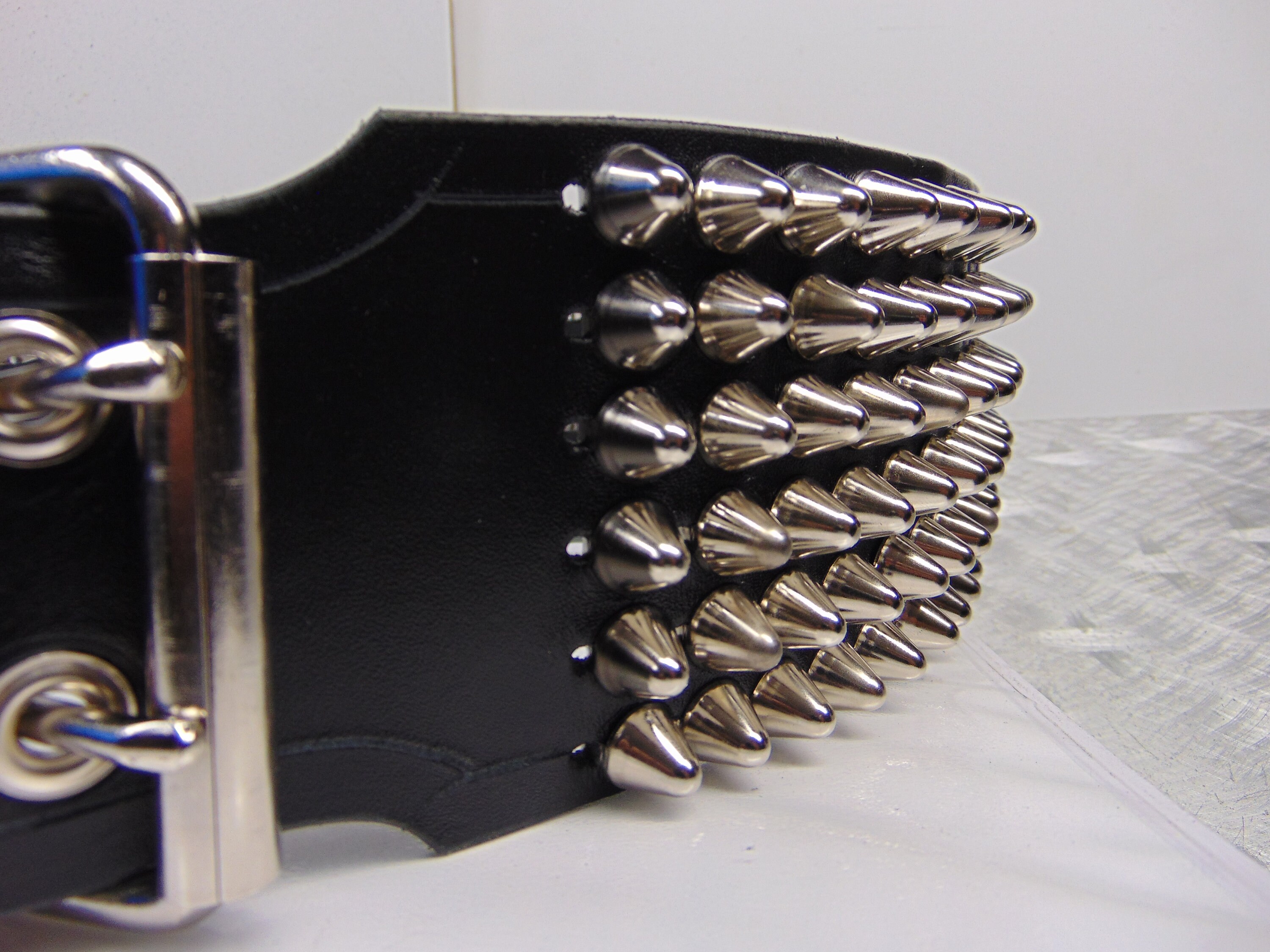 SACRED REICH Leather Old School Silver Cone Studded Belt - Etsy SACRED REICH Leather Old School Silver Cone Studded Belt - Etsy