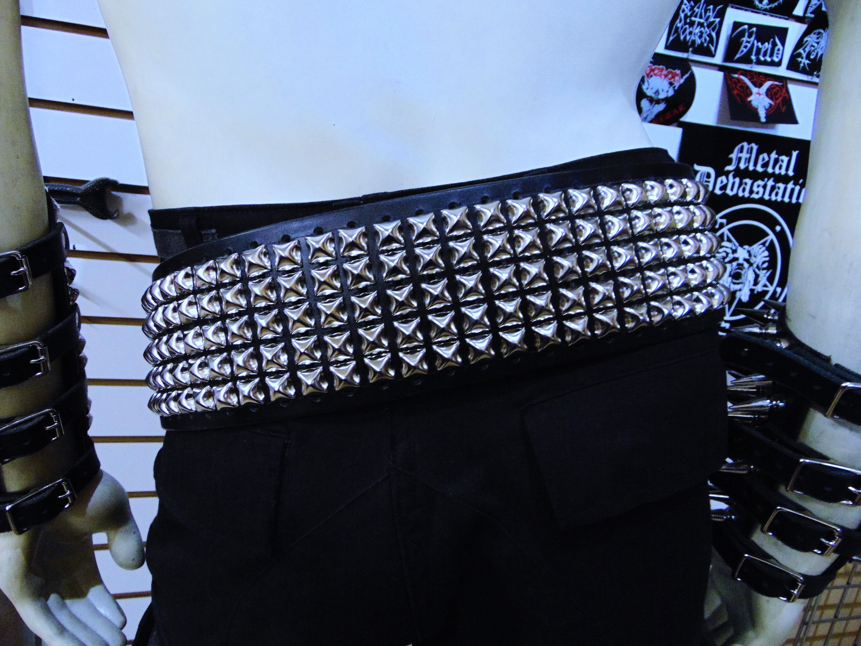 HORG Leather Old School Pyramid Studded Belt - Etsy HORG Leather Old School Pyramid Studded Belt - Etsy