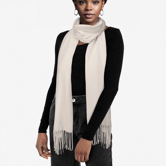 Classic Beige Cream Tassel Scarf – Timeless Neutral Fringe Wrap for Versatile Styling