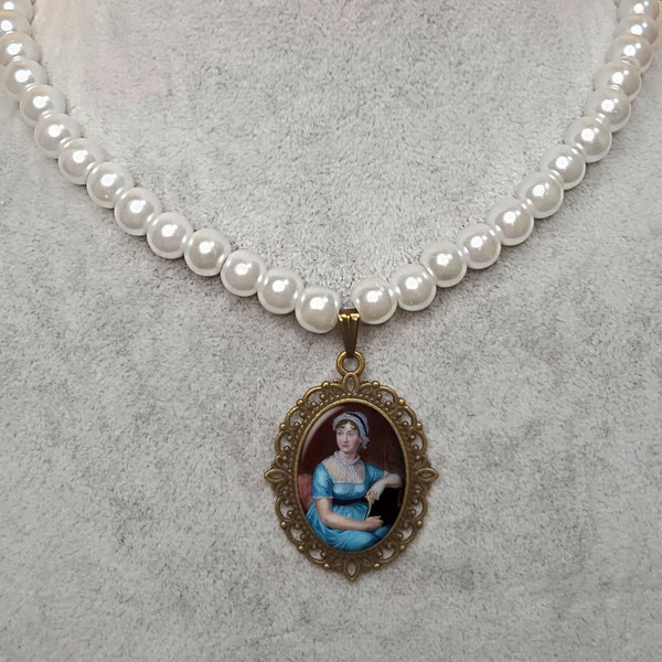 Collier Jane Austen avec perles de perles, collier de portrait antique d’auteur, bijoux de littérature, cadeau littéraire pour les amateurs de livres