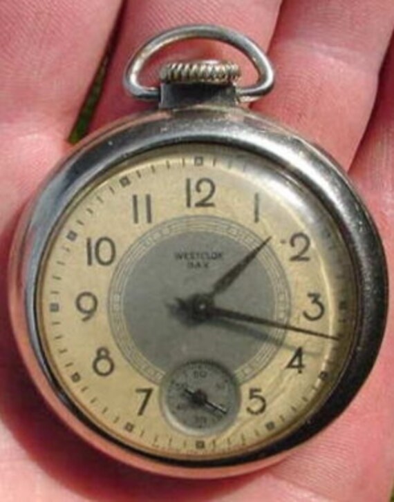 dax pocket watch