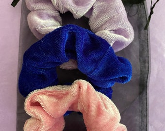 Scrunchie Set ***** Scrunchies ligeros súper suaves ***** Rosa, Azul y Lila