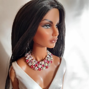 Necklace for dolls 12&quot;