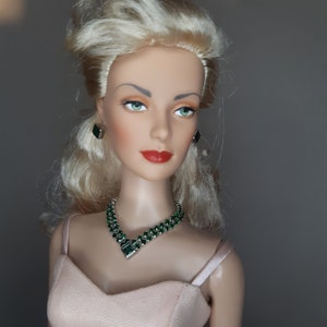 Necklace and earrings for dolls 16&quot;
