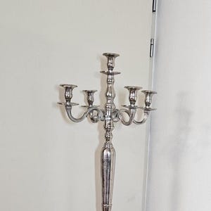 Standing aluminum candlestick for 5 candles