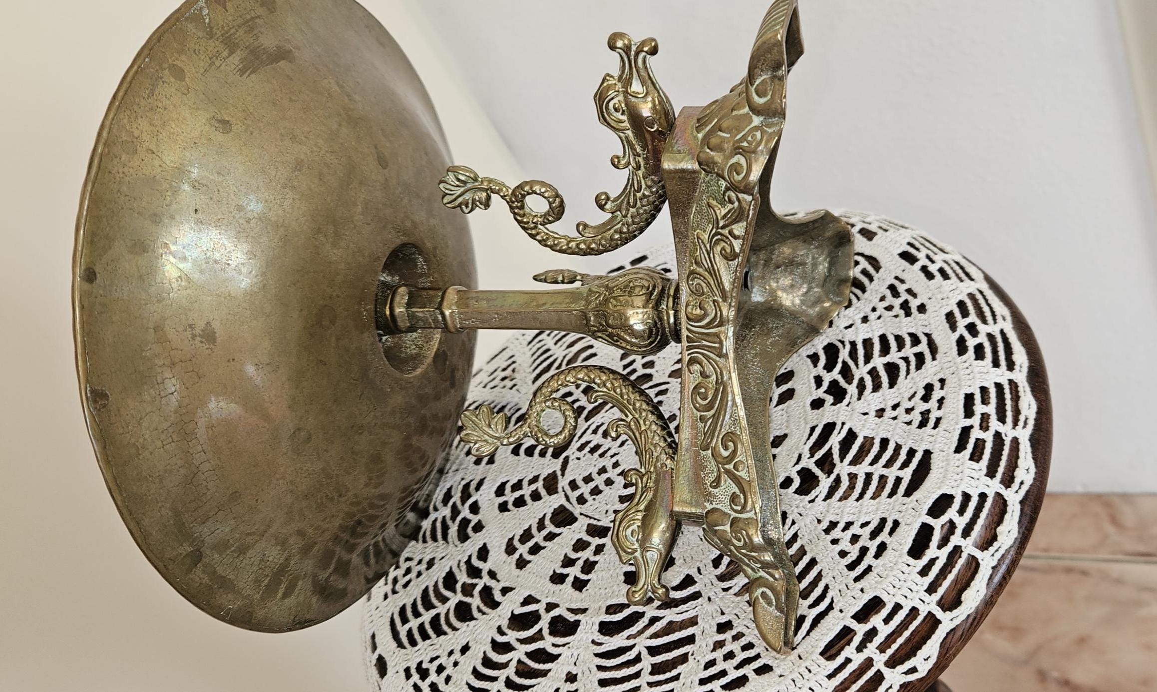 送料無料　イタリア鋳金工房　VENTURI ARTE　ブロンズ　フルーツボウル 送料無料 イタリア鋳金工房 VENTURI ARTE ブロンズ フルーツボウル