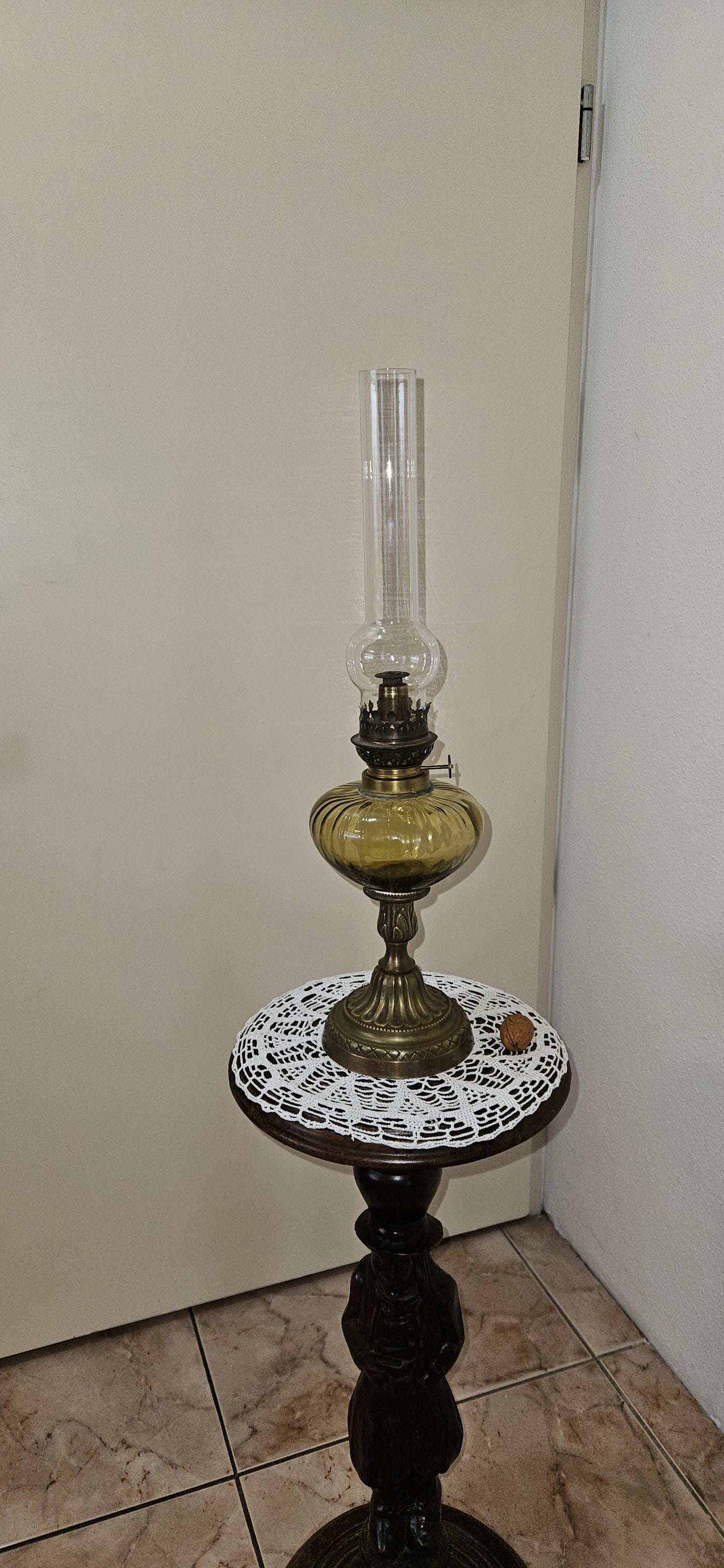 Lampe à Pétrole Vintage Murale En Verre Cosmos - Coloris Or Et Noir - Époque Années 1900 - Occasion