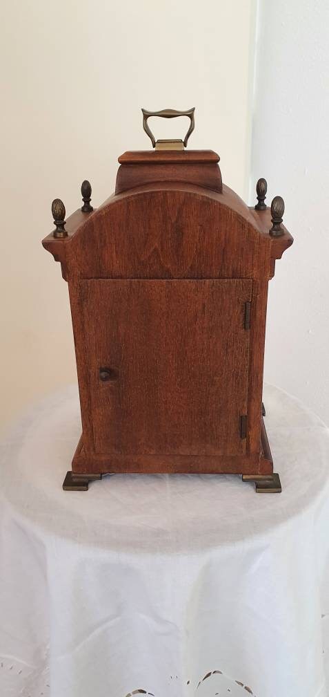 Warmink Wuba Table Clock - Etsy