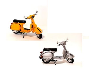 Vespa P200 E 1:12 Scale Diecast (2 colors) | New-Ray Toys