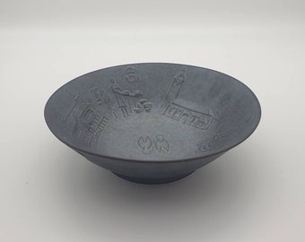 Bertil Lundgren for Rörstrand.  A Small Petrol Glaze Bowl Decorated with Historical Scenes in Relief. With Label. 1970s.
