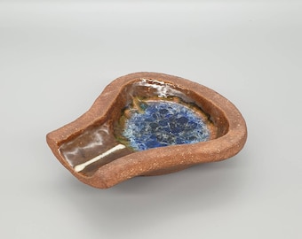Thomas Hellström for Nittsjö Keramik, Sweden. A Glazed, Terracotta Teardrop Shaped Dish.