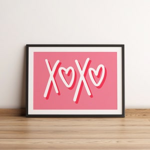Stampa tipografica rosa XOXO Hugs And Kisses, regalo romantico per San Valentino a tema amore, stampa regalo su carta per il primo anniversario, poster artistico d'amore