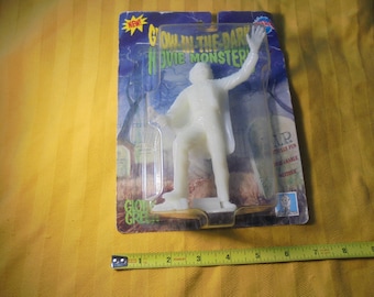 Mcfarlane Toys MONSTERS 2 the Phanton of the Opera Playset - Etsy
