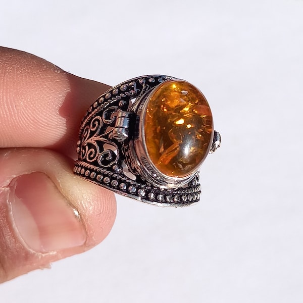 Handmed Poison Ring, Baltic Amber  Secret Box Ring, Sterling Silver plated Ring with High quality Oxidized ring, hide something Box Ring