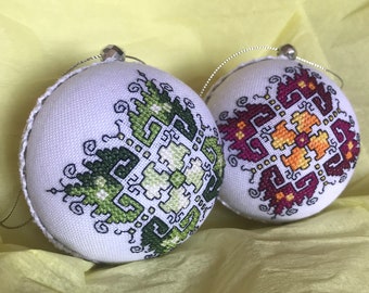 Ukrainian Christmas balls | Embroidery ukrainian ornament | Christmas tree toys with embroidered ornament| Christmas tree set with 2 baubles