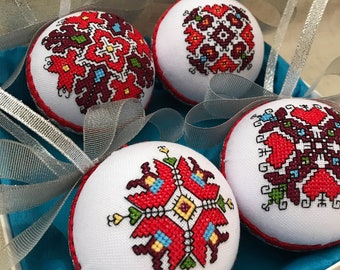 Ukrainian Embroidered Christmas Baubles | Set of 4 Ornament Balls