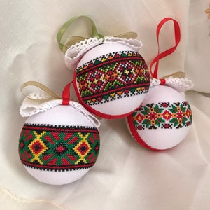 Embroidery Christmas baubles decorations, 3 embroidered Ukrainian ornaments | Christmas gift, Holiday present embroidery