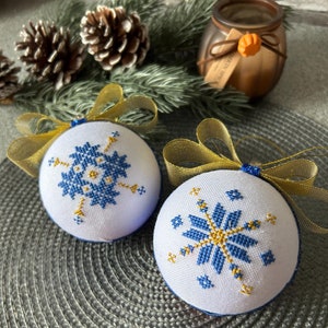 Ukrainian Christmas ornaments | Embroidery handmade gift | Christmas baubles with embroidered ornament| Holiday present, Christmas gift