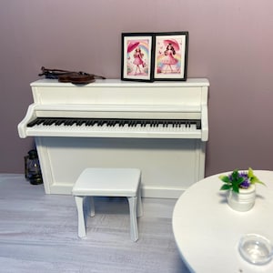 Piano para casa de muñecas / Piano miniatura a escala 1:6 / roombox, casa de muñecas, muebles para casa de muñecas / piano blanco / Mini piano