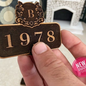 Miniature dollhouse personalized iron style Adress number 1:6 or 1/12 scale unfinished or gold bronz | shop sign | plaque