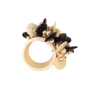Set of 4 Coin Cluster Napkin Rings, Napkin Holders For Table Setting, Dining Decor - Cream and Brown
