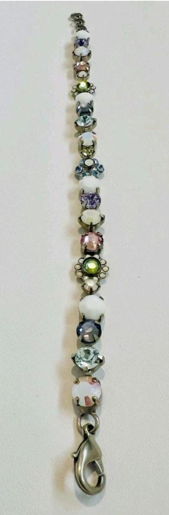Vintage Sorrelli Fresh Spring Flowers Rhinestone & Milk Glass Bracelet 8 Inches View 3