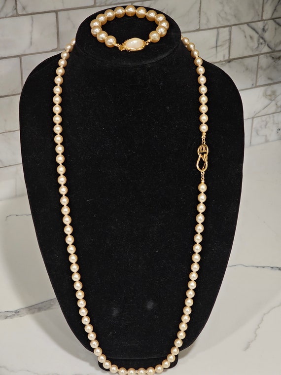 Kennth J Lane KJL Vintage Hallmarked  Faux Pearl … - image 2