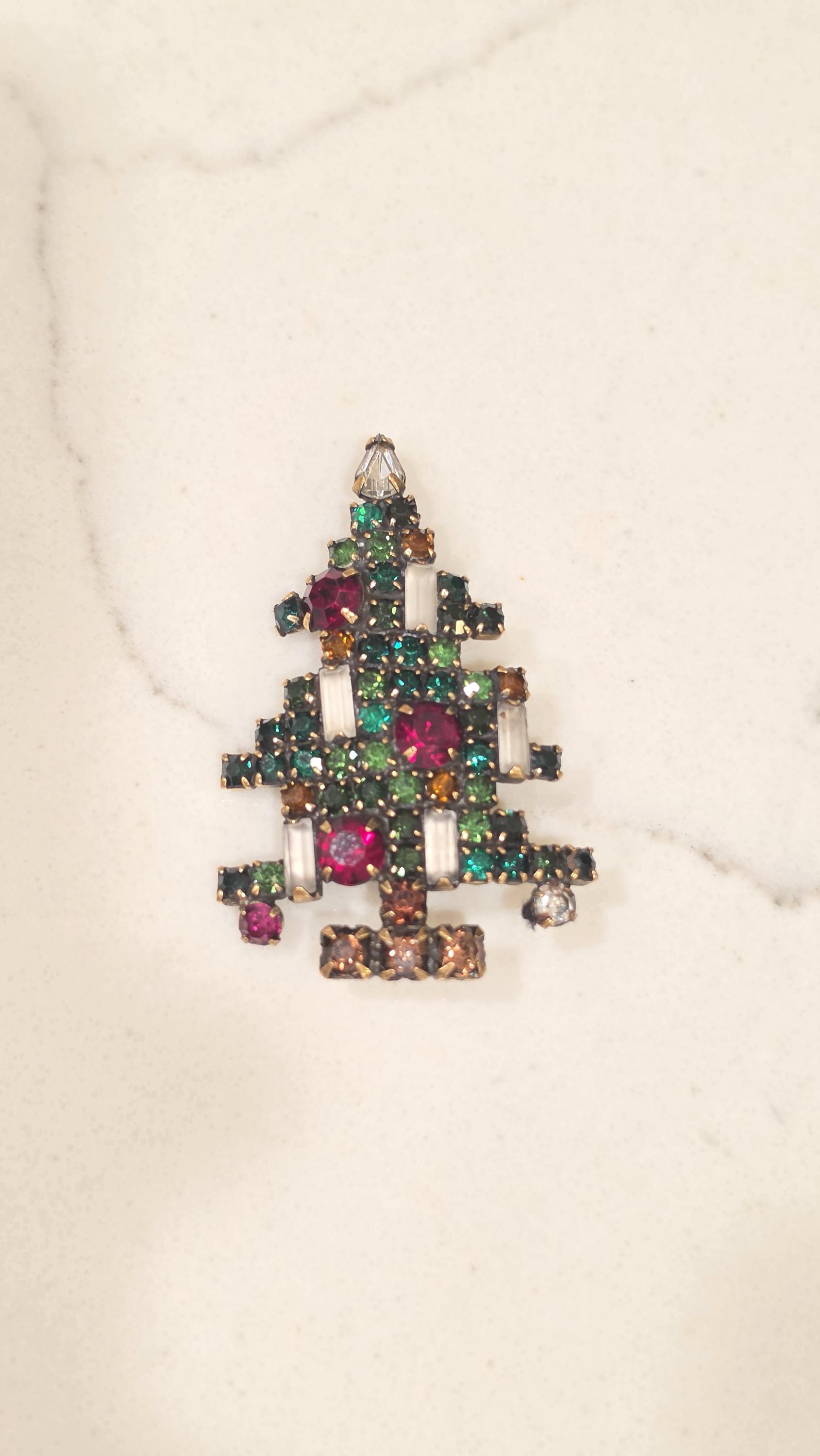 Weiss Christmas Pins - Etsy
