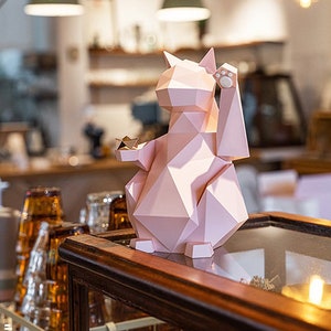 Minimalist Living - Maneki Neko (招き猫) USB Charged Nordic Abstract Geometric Fortune Cat Figurines Modern Art Animal Sculpture