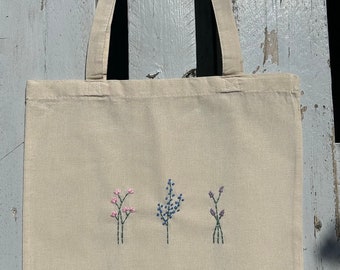 Beutel Blumen Jutebeutel bestickt Pastell BaumwolleTotebag Ästhetisch Minimalistisch handbestickt Blumenmotiv Einkaufsbeutel Shoppen