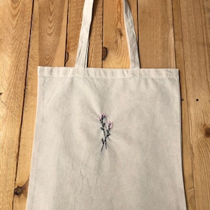Flower bag minimalist hand embroidered embroidery shopper shopping bag flower motif jute bag cotton