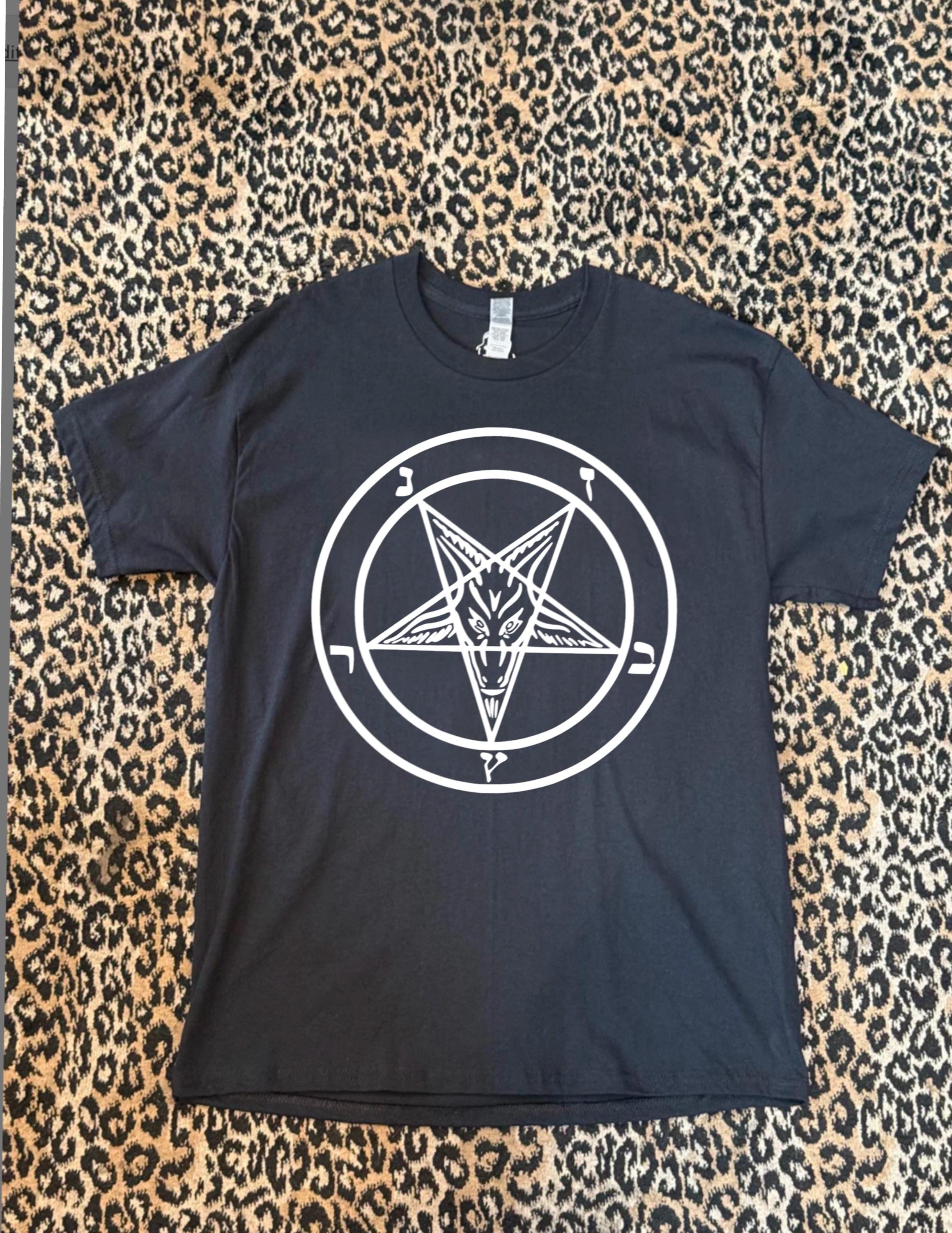 Pentagram T-Shirt, image size:2318x3000