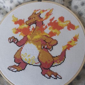 Punto croce Charizard Gigamax