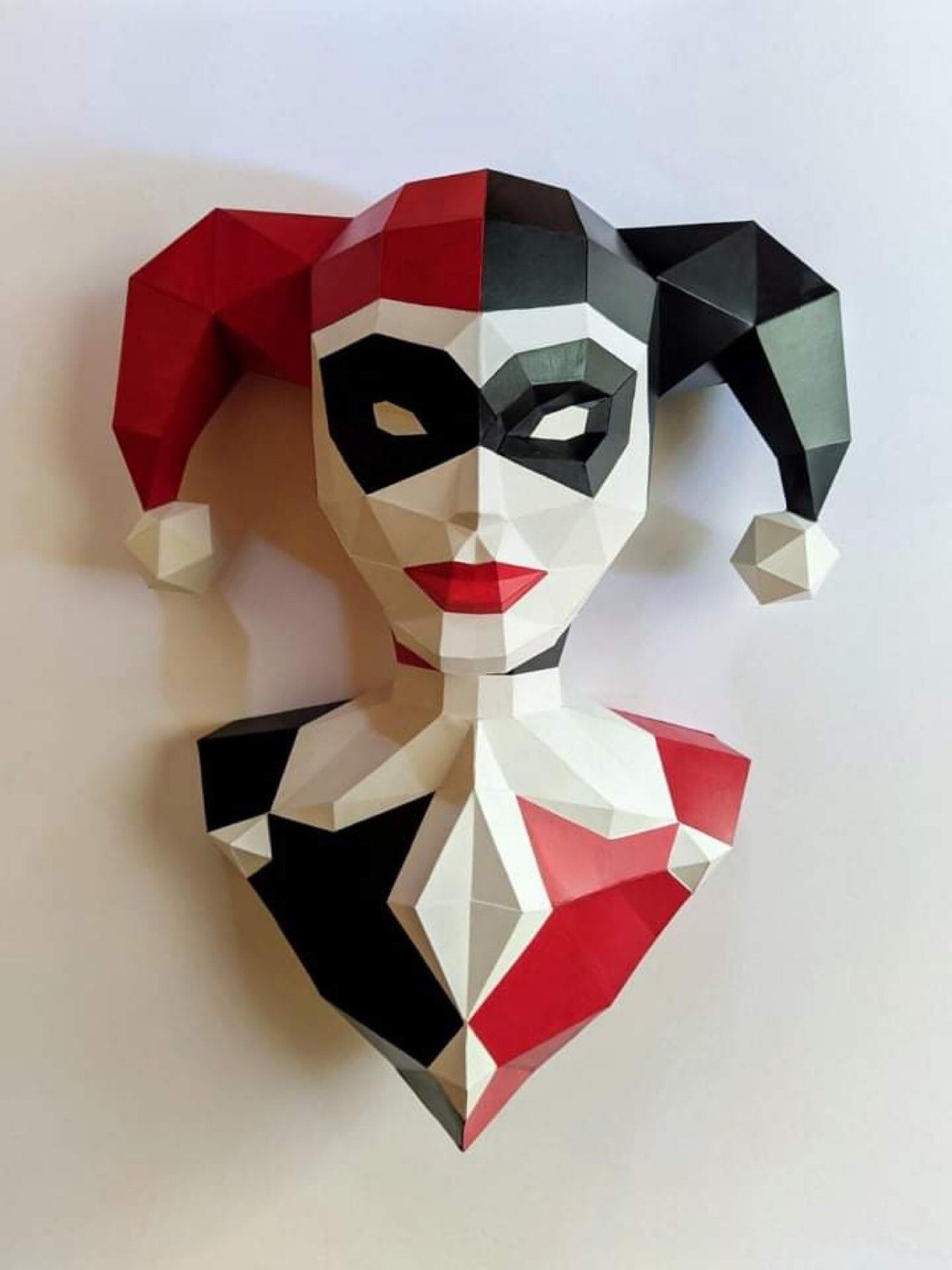 Harley quinn bust wall decor/ Geometric Harley quinn wall Etsy
