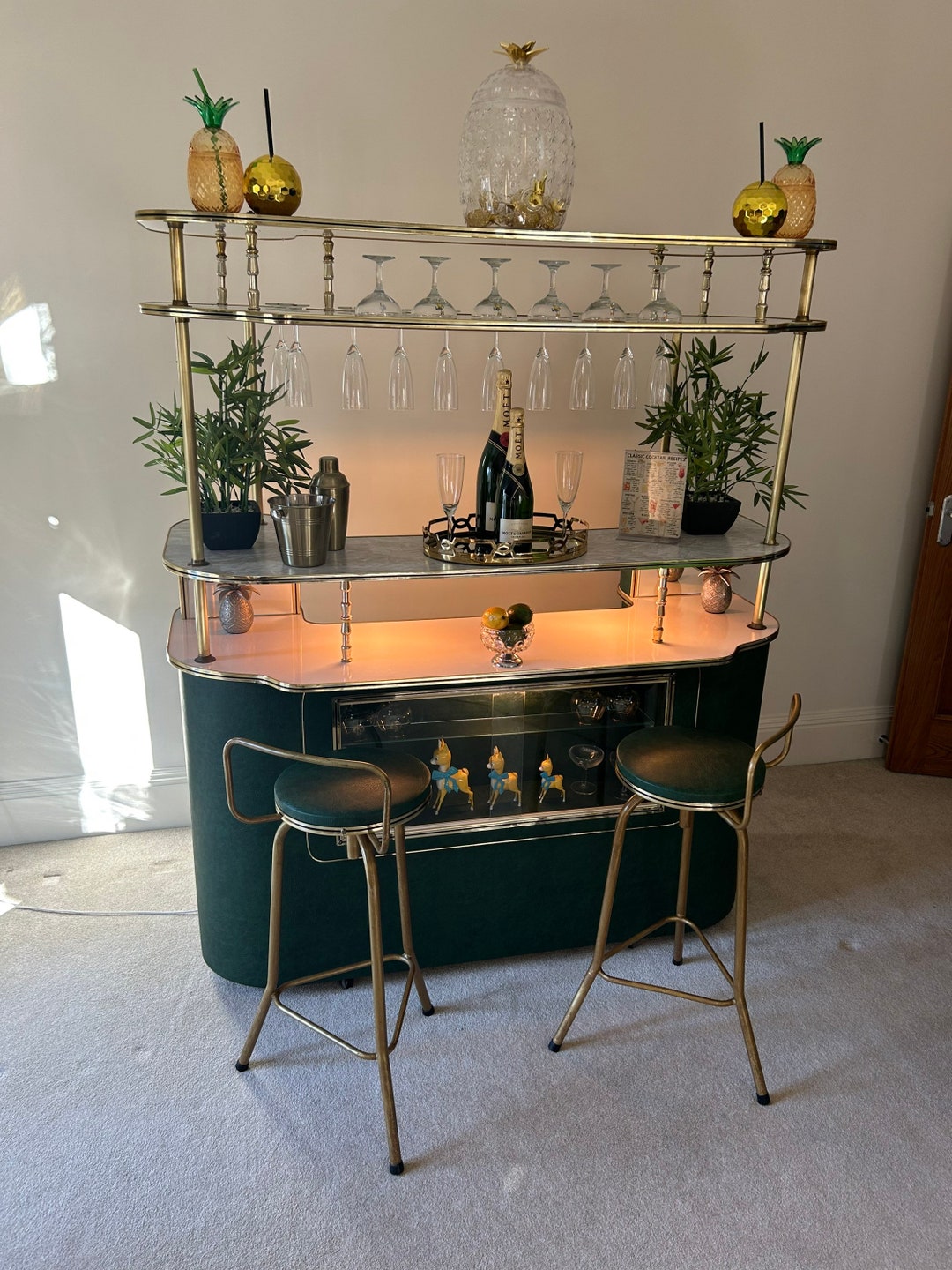 Retro Vintage Cocktail Bar Can Be Customised to Any Colour Reception ...
