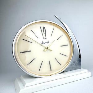 Reloj de escritorio soviético vintage Molnija “Vostok-1” de la era espacial de los años 60 (URSS) – Reloj conmemorativo de Gagarin