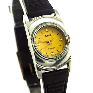 Zaria Mechanical Women&#39;s Wristwatches Classic Vintage Lady Watch ZARJA