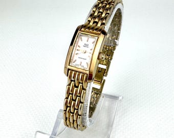 Q&Q Superior wristwatch watch  women's wristwatch