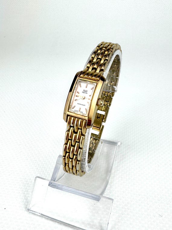 Q&Q Superior wristwatch watch  women's wristwatch